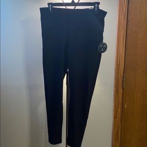 Athletic leggings